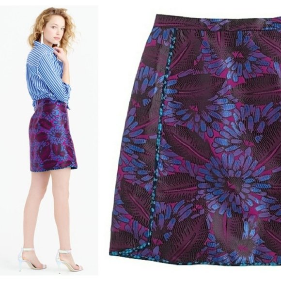 J. Crew Dresses & Skirts - J. Crew Skirt in Midnight Floral Jacquard Size 4